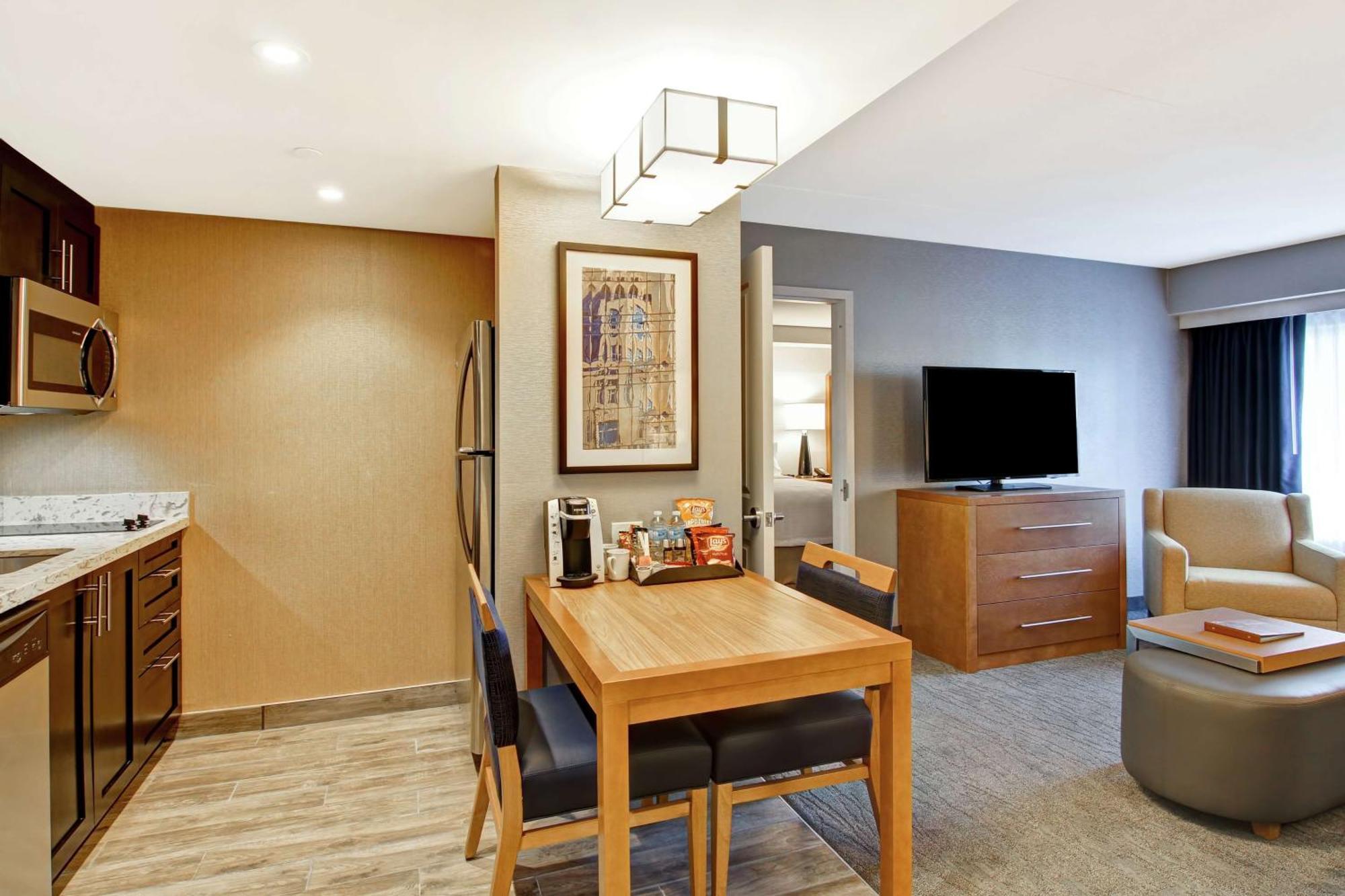 Homewood Suites By Hilton Ottawa Kanata Экстерьер фото