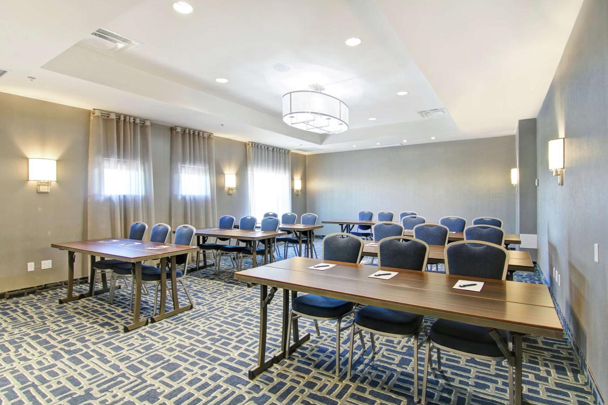Homewood Suites By Hilton Ottawa Kanata Экстерьер фото